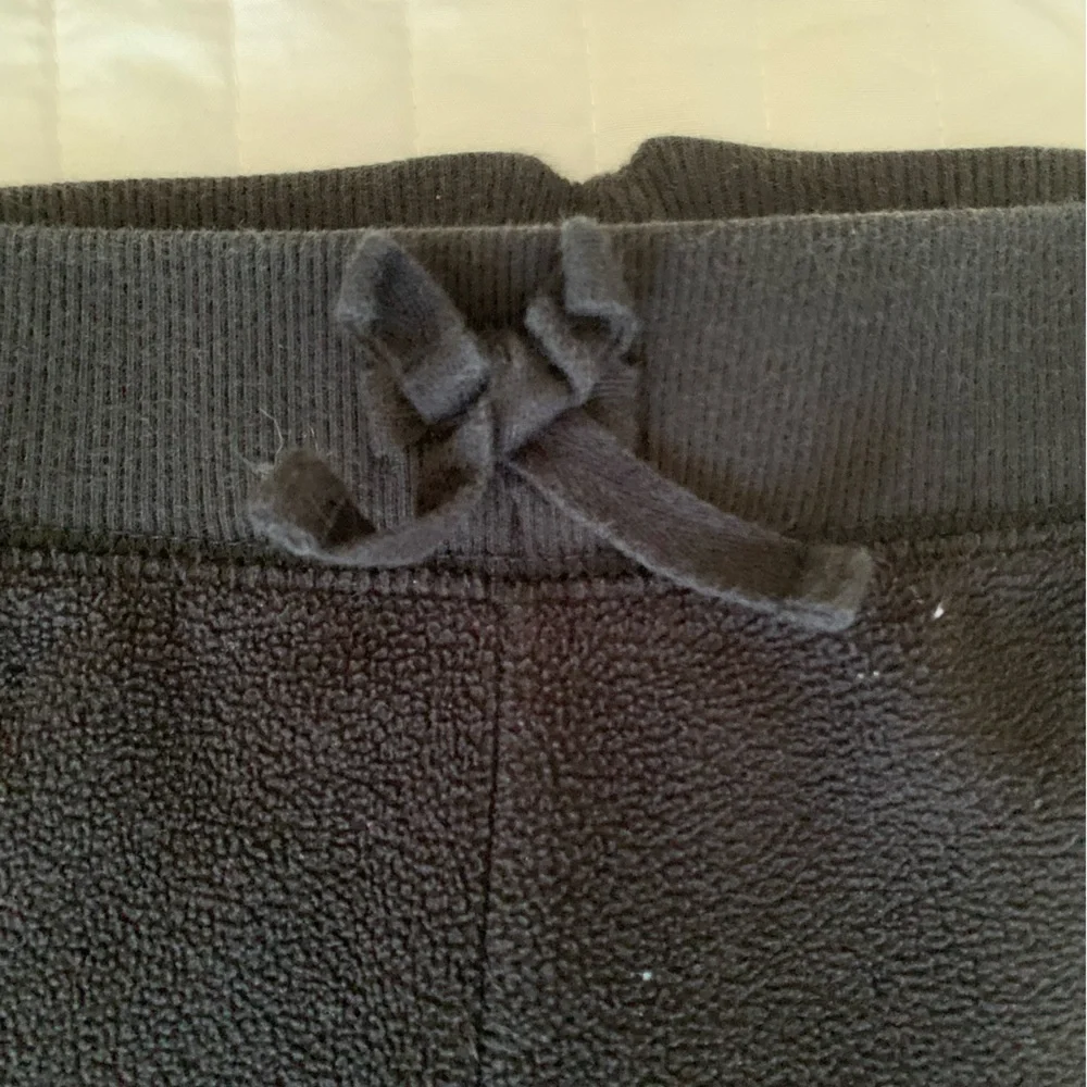Children's Place Pants Girls Size 10 Black Fleece 1989 Place Bow Stretch Waist